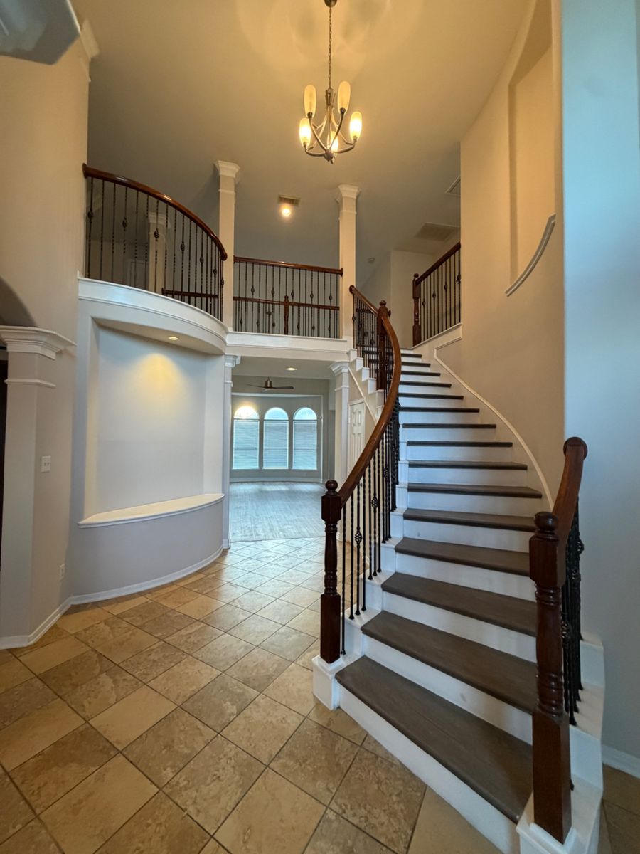 Grand Staircase & Foyer